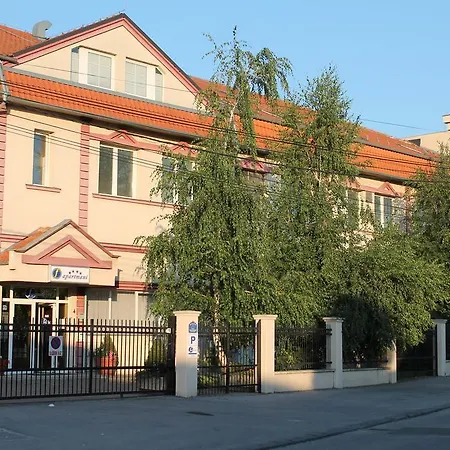 F * Kragujevac