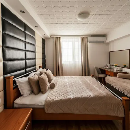 F アパート クラグイェヴァツ