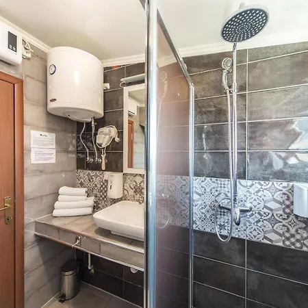 アパート F クラグイェヴァツ