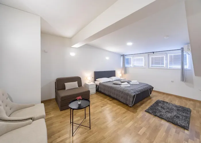 F 크라구예바츠