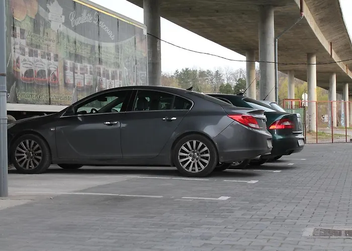 F 아파트 크라구예바츠