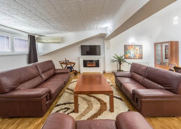 아파트 F 크라구예바츠