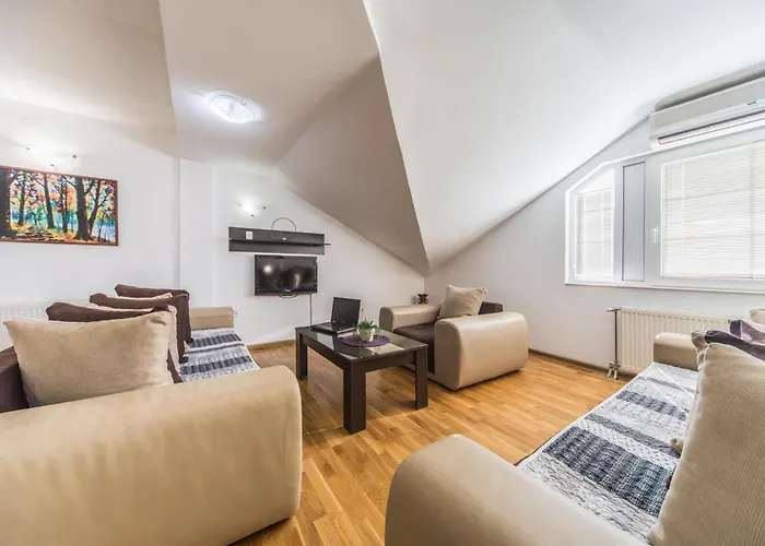 F * 크라구예바츠