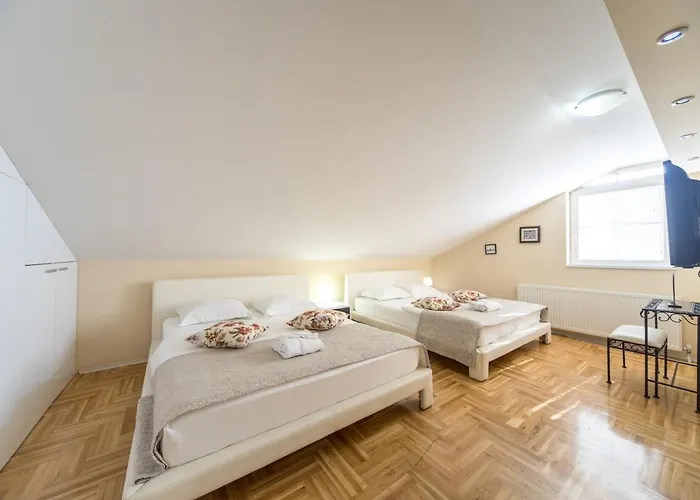 아파트 F 크라구예바츠